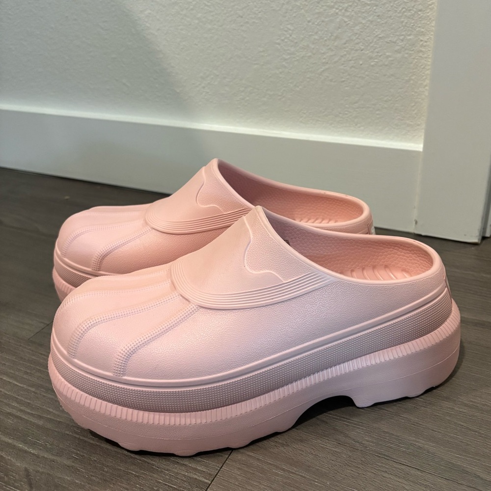 Sorel Caribou Clog Pink